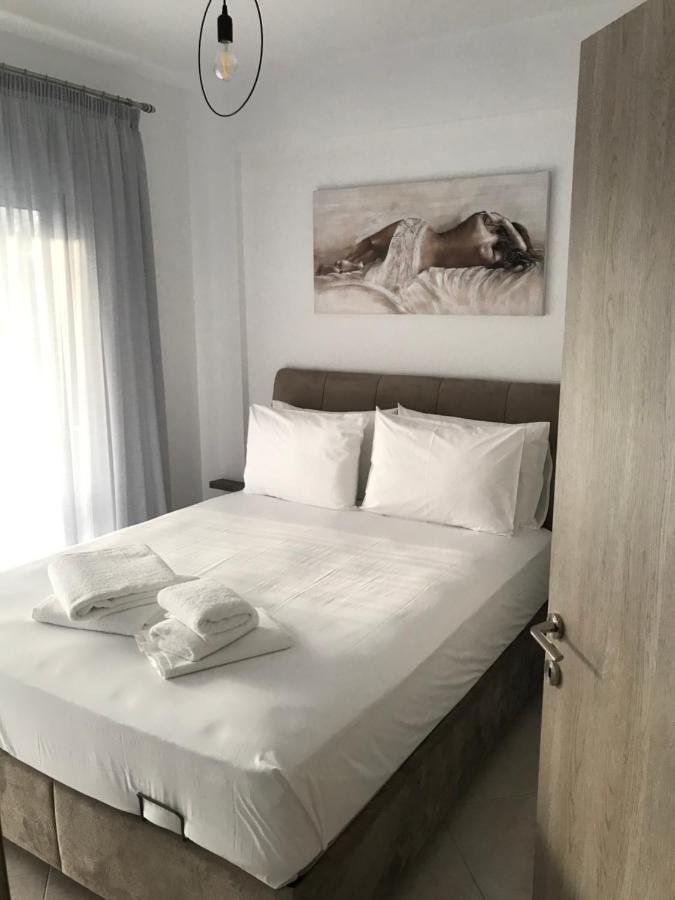 Cyclops Luxury Apartments إيغومينيتسا المظهر الخارجي الصورة