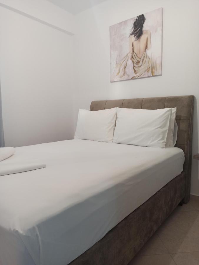 Cyclops Luxury Apartments إيغومينيتسا المظهر الخارجي الصورة